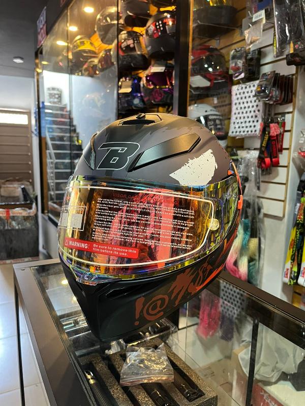 Foto adicional de CASCO BIHR DEADPOOL 