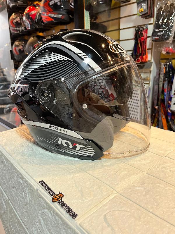 Foto adicional de CASCO KYT NFJ NEGRO MATE